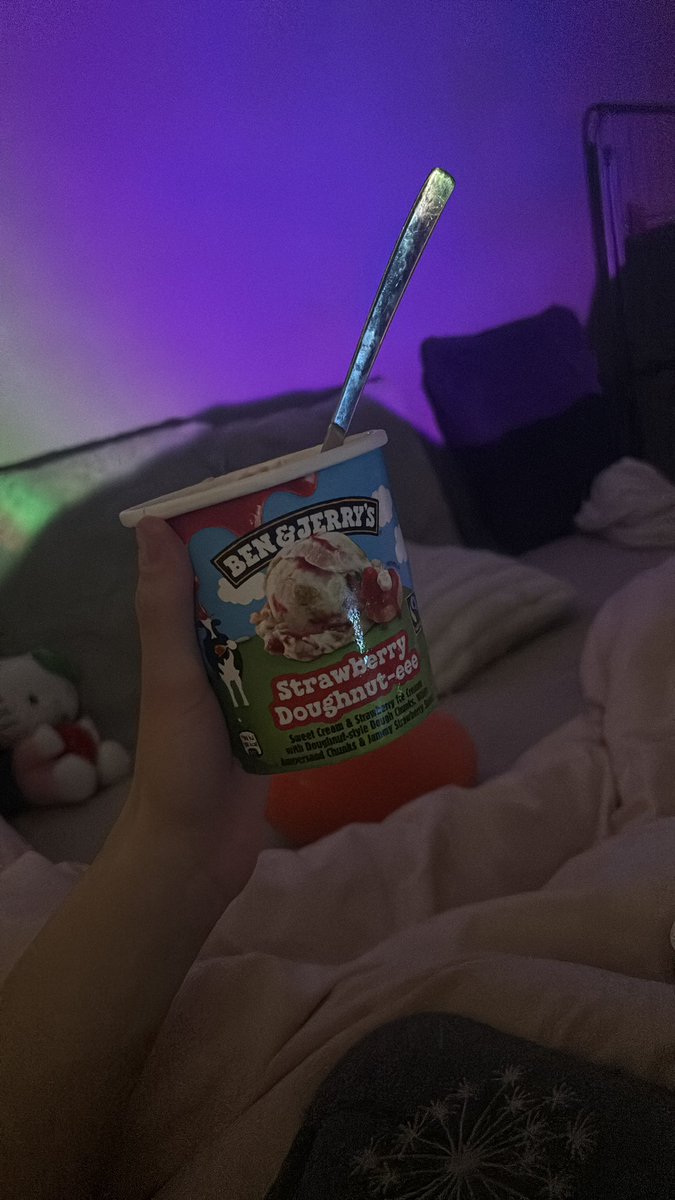 lacedprincess1's tweet image. Schöön Ausklingen lassen☺️
Schade, dass kein kleiner Köter Hier kniet,der mir die Füße ordentlich massiert hier ist und mich bedient:(( ich armes Ding!!!
#ice #feet #goddess #femdom