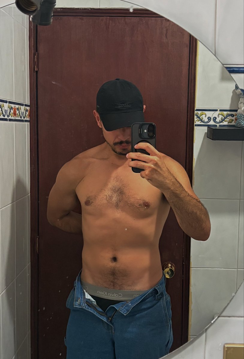 juan 🌙 tweet media