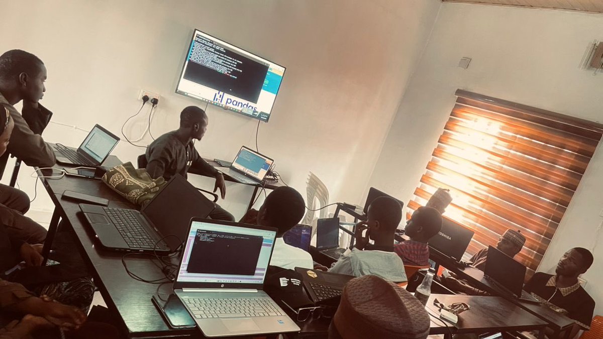 Lumilab Innovation Hub. tweet media