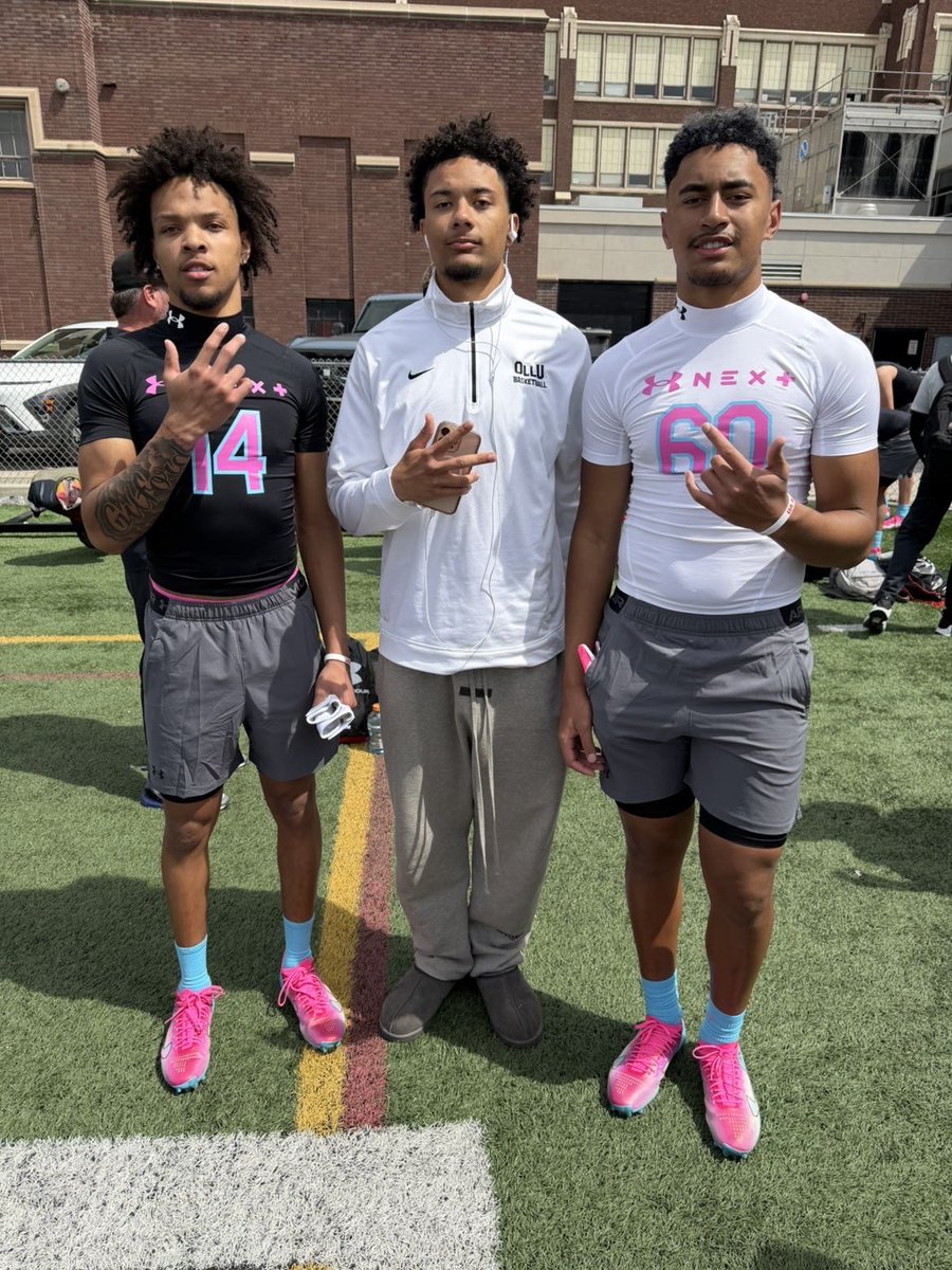 M4kaigordon's tweet image. Had a great time at the @UANextFootball Camp in SLC. Thankful to be invited back again this year🙏🏽 #UANext @UnderArmour 

@OremFBOfficial @CoachAndyStokes @BrandonHuffman @BlairAngulo @Andy_Pham1 @adamgorney @CriddleBenjamin @ChadSimmons_ @GregBiggins @Rivals @247Sports
