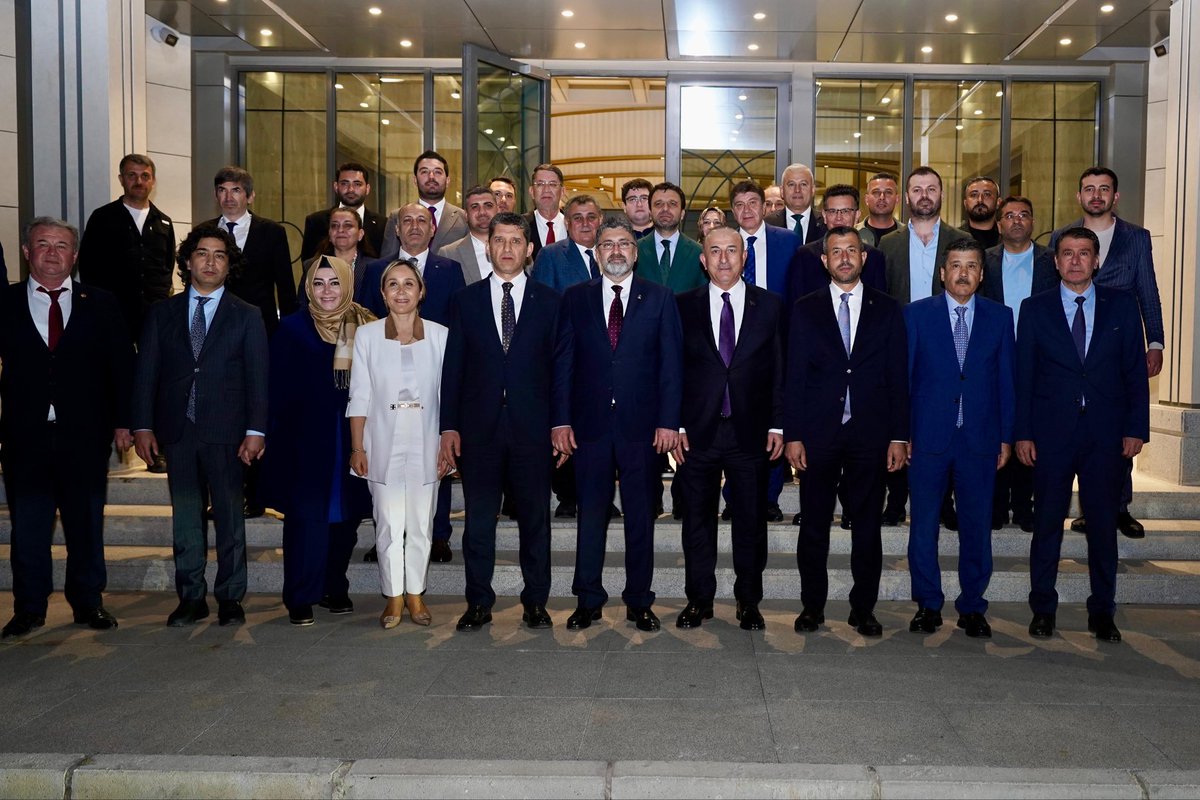 alicetin_07's tweet photo. Antalya Diplomasi Forumu vesilesiyle şehrimize teşrif eden Cumhurbaşkanımız Sn. Recep Tayyip Erdoğan’ı, (@RTErdogan ) Antalya’mızdan uğurladık. 

Küresel ve bölgesel diplomasiye yön veren, Dünya Liderimiz Sayın Cumhurbaşkanımız başta olmak üzere ülkemiz adına yürütülen diplomasi trafiğine katkı sunan herkese teşekkür ediyor şükranlarımızı sunuyoruz.