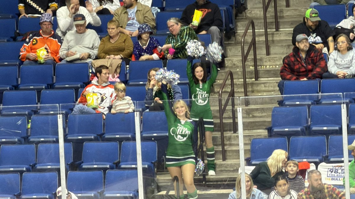 Took a leap of faith and quit my dream team over the summer to cheer professionally. 10/10 would recommend.