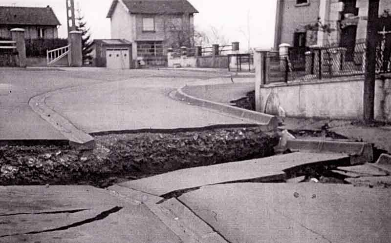 Père Damien ☨ Karras tweet media