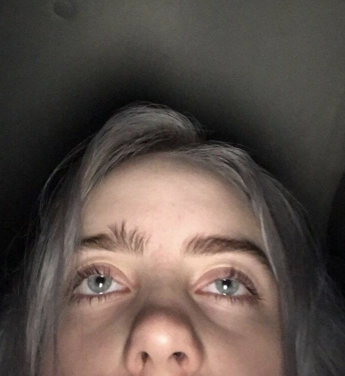 mirrorbilllie's tweet photo. the way her facial features stay the same makes my chest hurt. her eyebrows. her nose. https://t.co/e8XQguQaFV