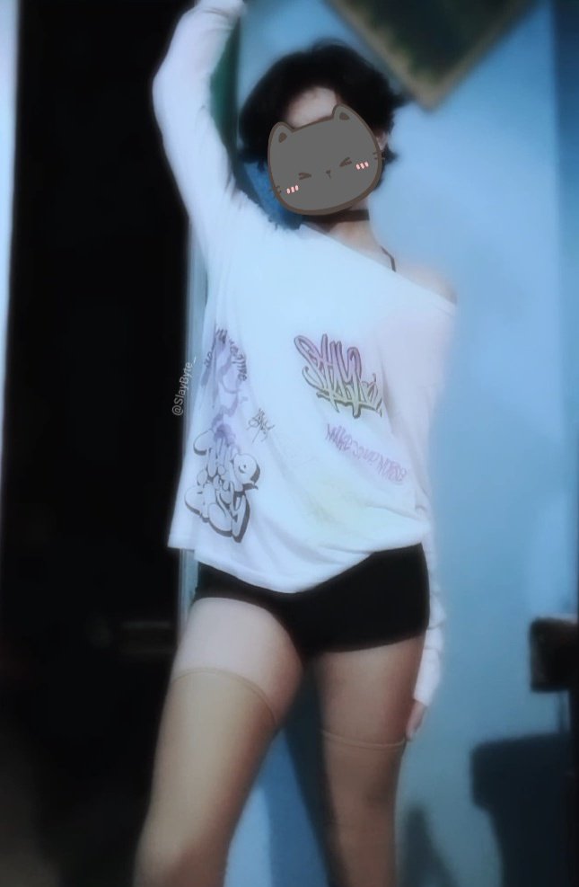 SlayByte_'s tweet photo. Idk what to say soo.. 🤷‍♀️ 

#femboy #femboys #femboyoutfit #twink https://t.co/UfreZ7B45n