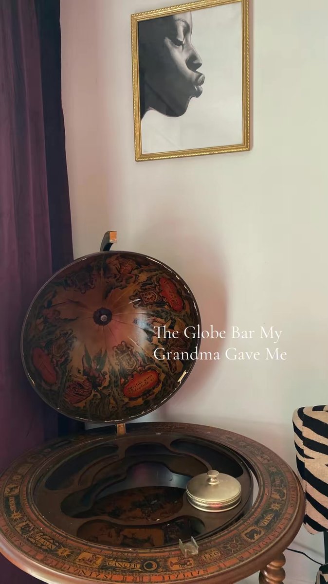 thevivianbanks's tweet photo. A few of my favorite things in my apartment. I love it here🥰 https://t.co/JUlt1RfW6R
