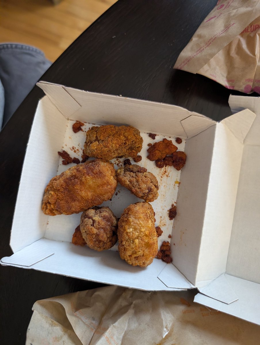 LadyAmelthea tweet media