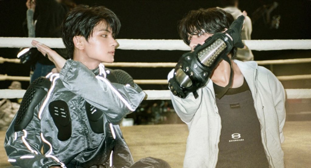 Deep Thoughts 💭 tweet media