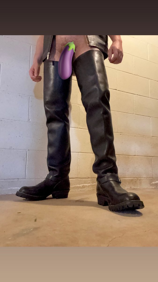 Bootstud tweet media