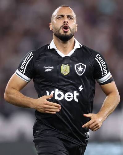 Luis Suarez vs SL Benfica 🟢🔴
2 remates ⚽
1 remate à baliza 🥅
0 oportunidades criadas 🔥
25% dribles bem sucedidos 🧙‍♂️
BIG GAME PLAYER