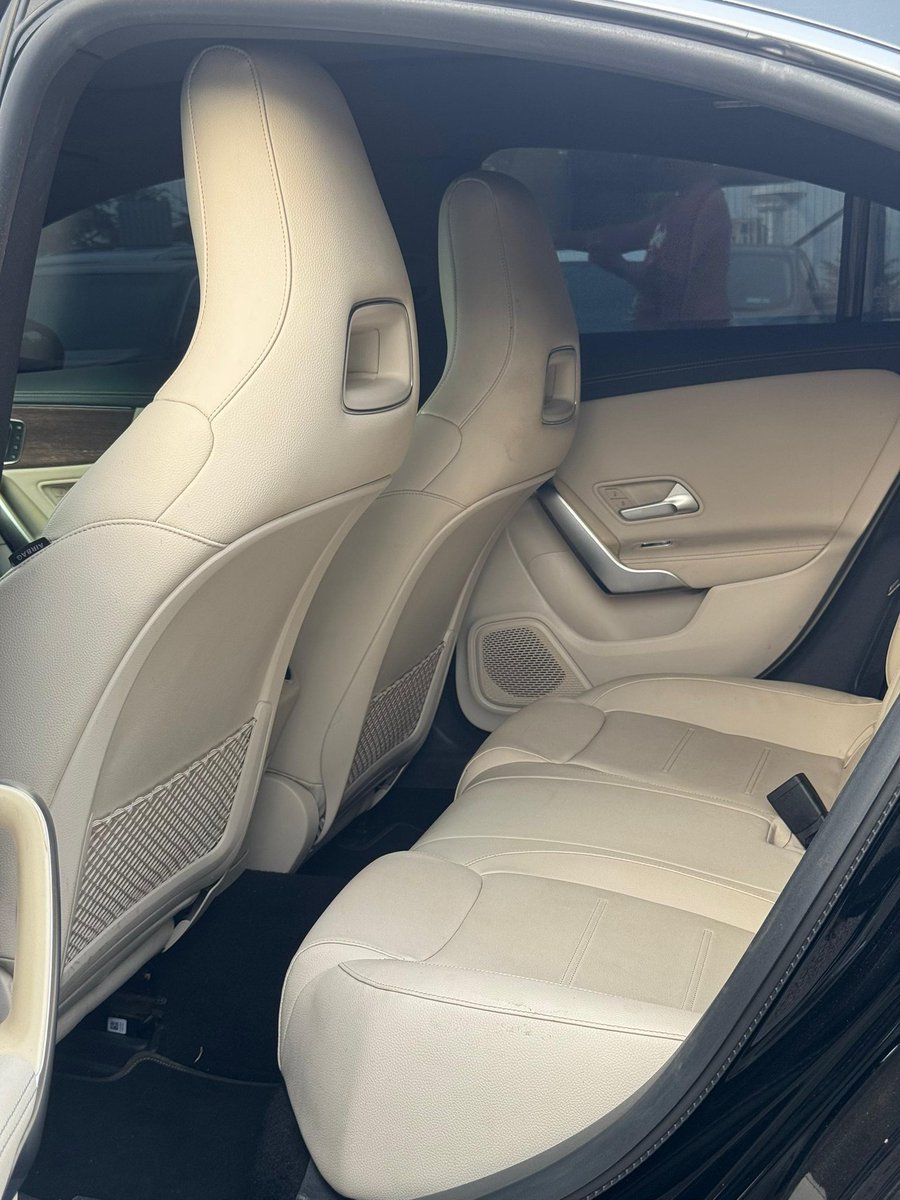 abujaautomobil's tweet image. Foreign used 2020 CLA 250 4Matic
Brand:Mercedes Benz
Price:#54M💰
Custom Duty:✅
Nationwide Delivery:✔
Whatsapp/call:08075158161 

#abuja #twitter #fypviraltwitter #exploremore #lagos #lagosnigeria #abujatwittercommunity #nigeria