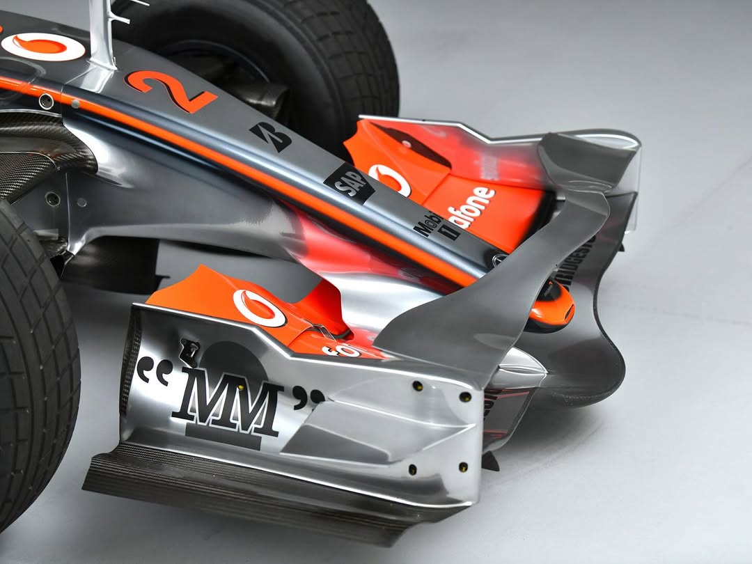 McLarenTeamFan's tweet photo. MP4/22 close up 🧐 https://t.co/z6zUSlT6vF