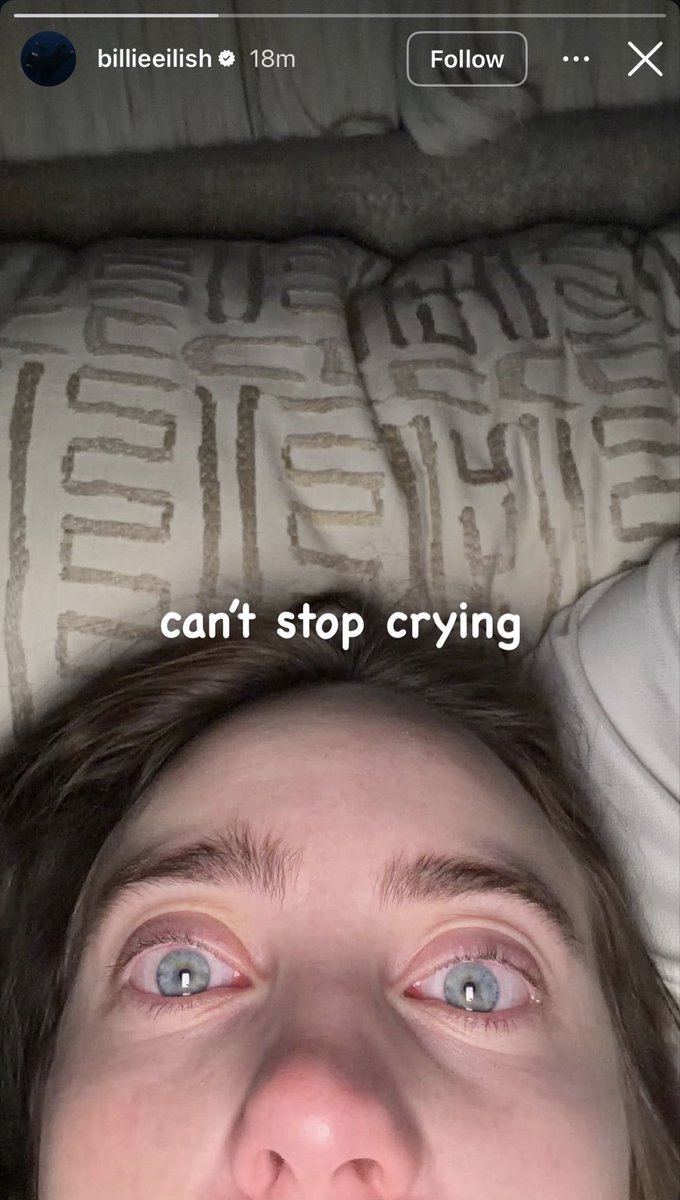 PRlNCEOFPOPSTAN's tweet photo. Billie’s story after being the one less lonely girl omg 🥺😭 https://t.co/F8ym0e6mqW