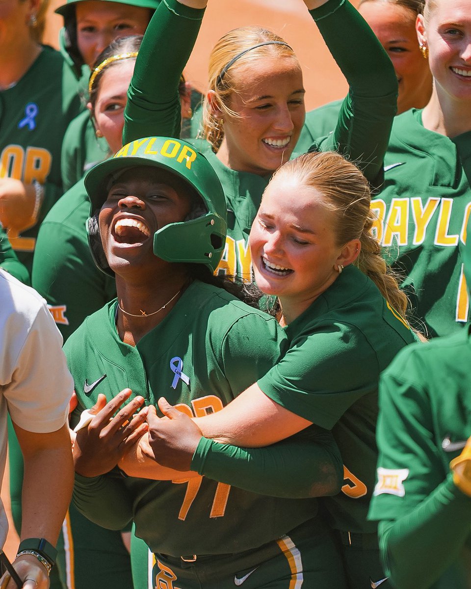 BaylorSoftball's tweet photo. Big-time 𝐃𝐔𝐁 😤

#SicEm🐻🥎 https://t.co/cuyr321kTs