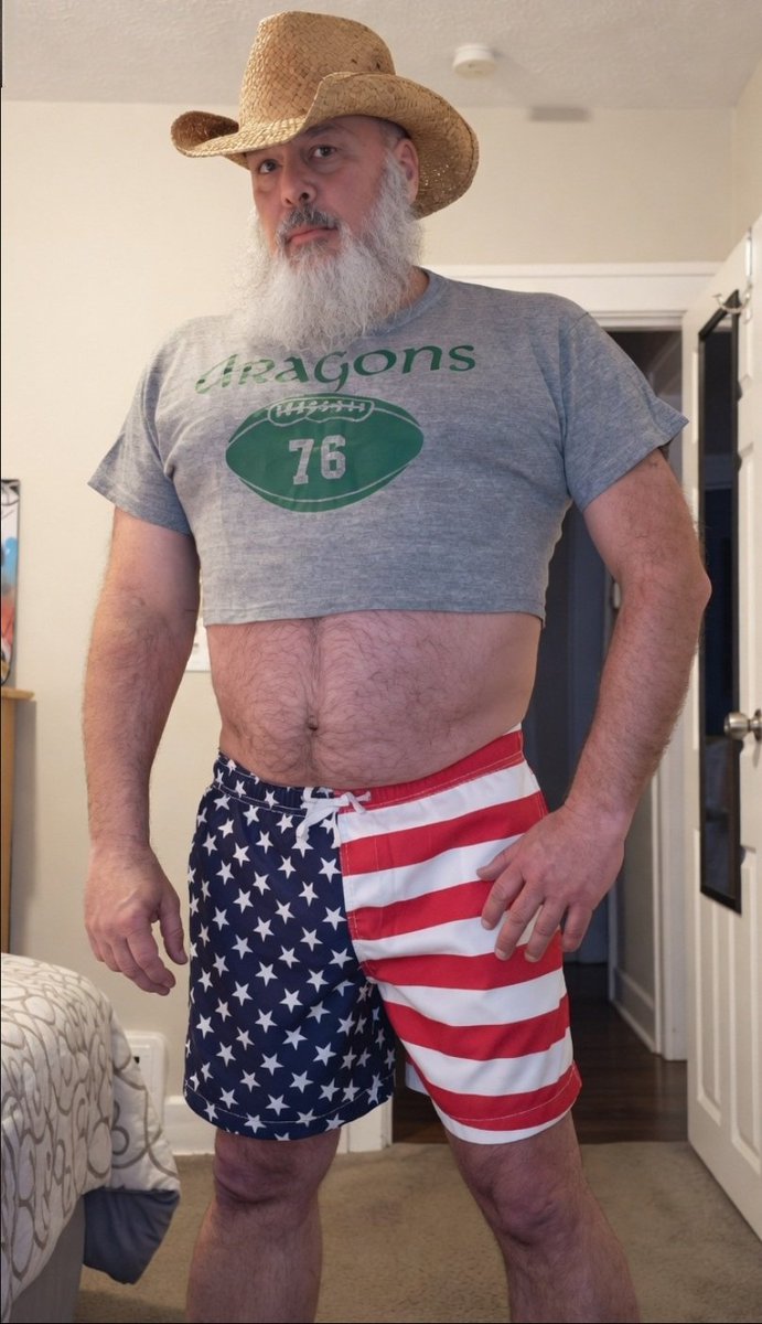 BurgPhoto tweet media