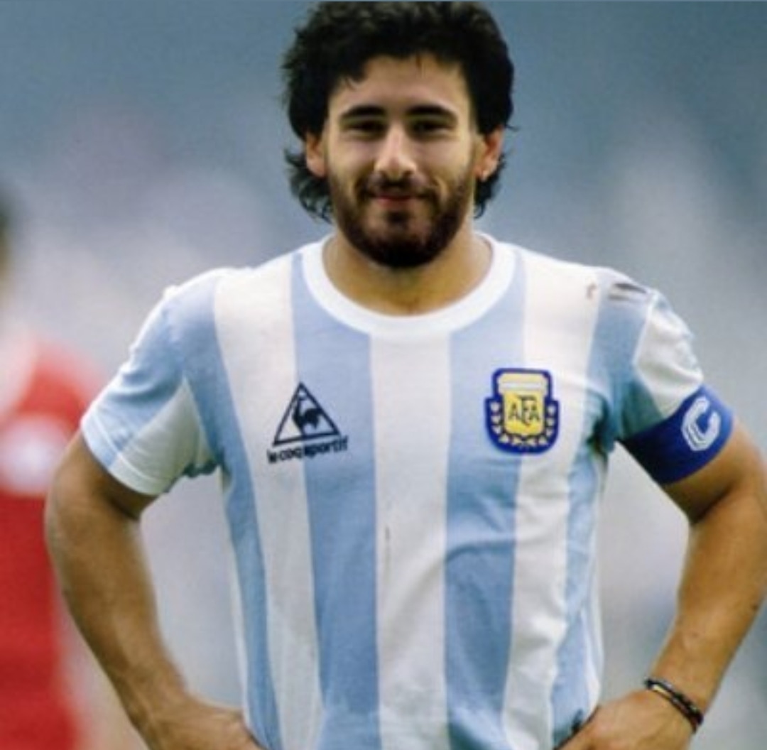 Insónias em Carvão tweet media