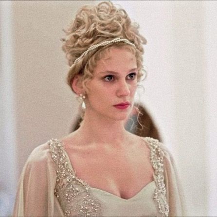 lya's wife / comms open ! tweet media