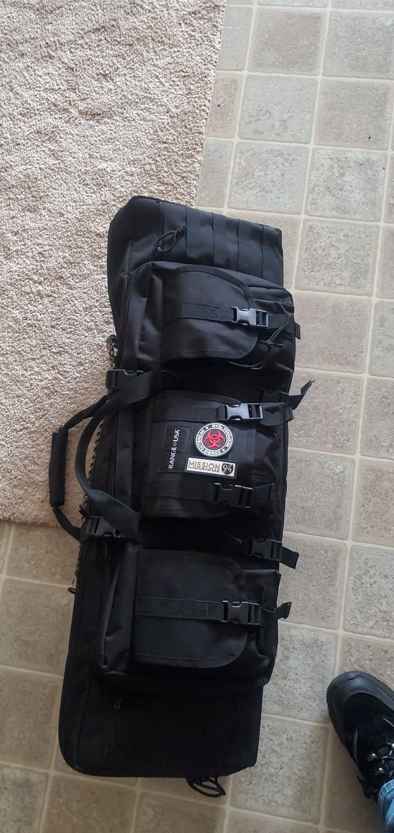 JustinBrewcity's tweet image. Smithy is wrapped up and ready to go bark down range 
@X #X #guns #RangeDay  #fyp #yp #rifle @Smith_WessonInc @TeamHornady