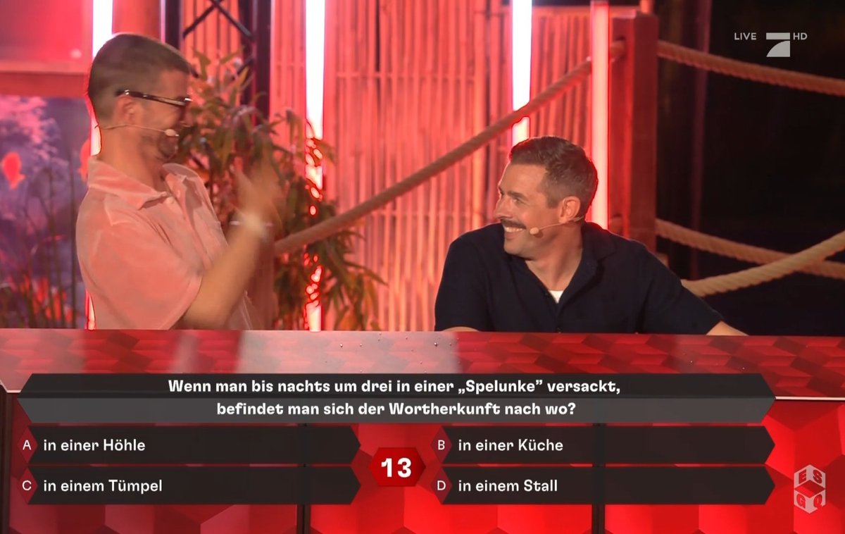 Was denn da schon wieder los 🤭
#ESGQ