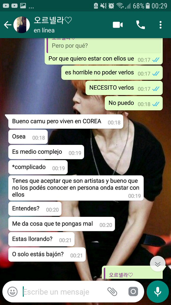 encontré otro chat de cuando me ponía a llorar porque QUERÍA ESTAR CON ELLOS DESESPERADAMENTE y mi mejor amiga me consolaba jajajajjjsjdk
