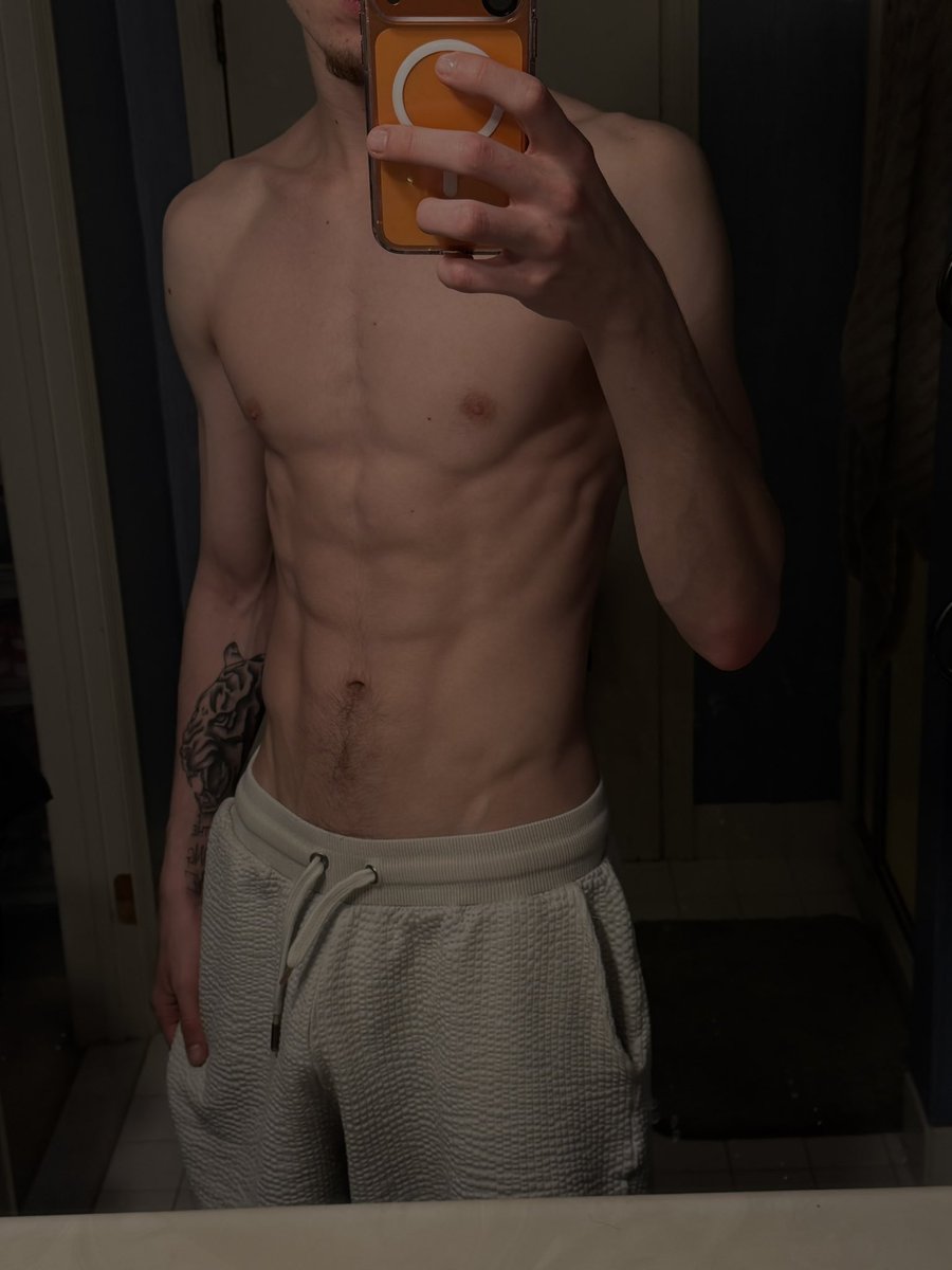 Ev🤠 tweet media