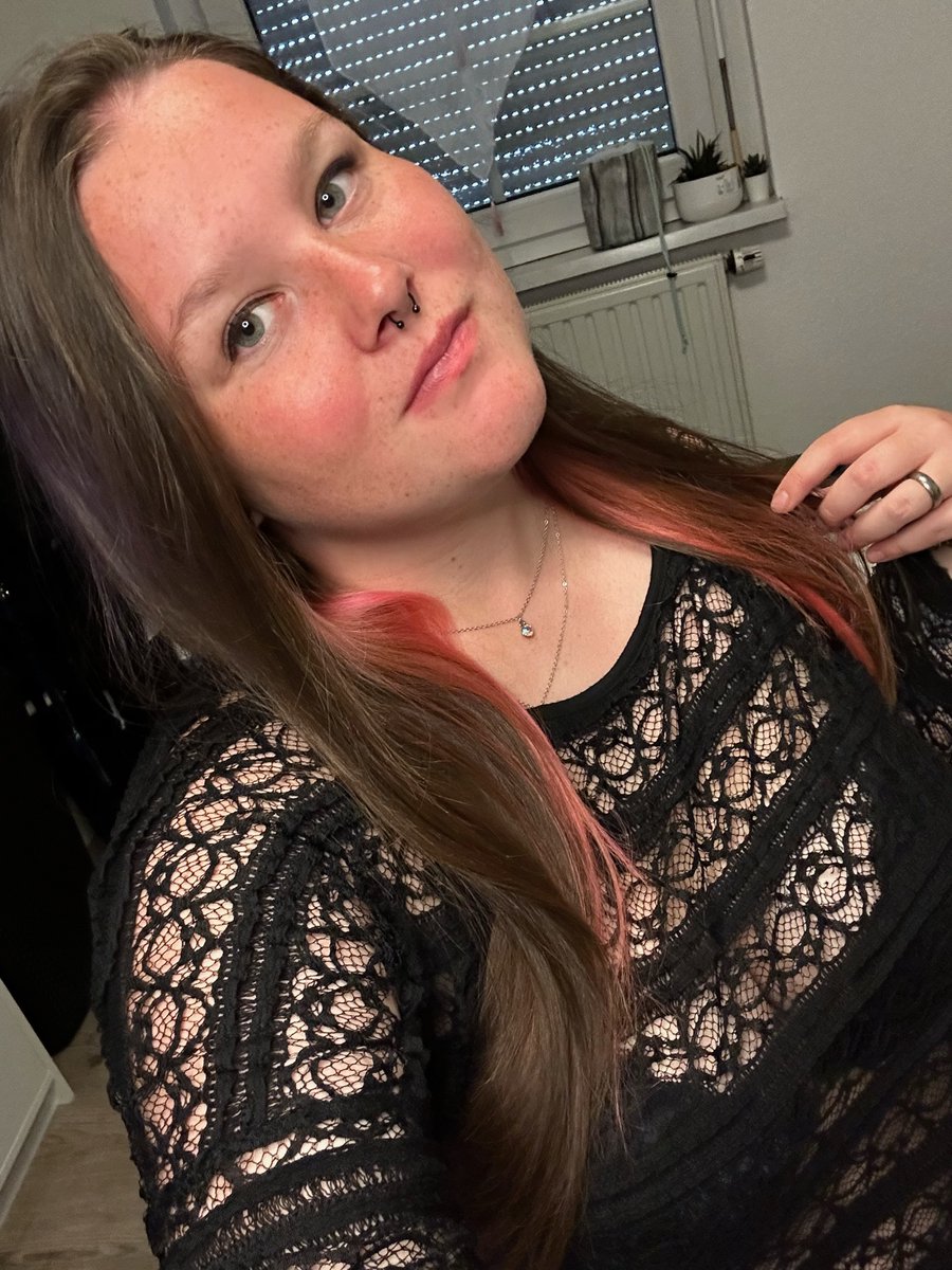 Maddy May tweet media