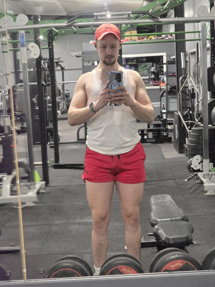 gayscot34's tweet photo. https://t.co/Sh9u3ixEXj