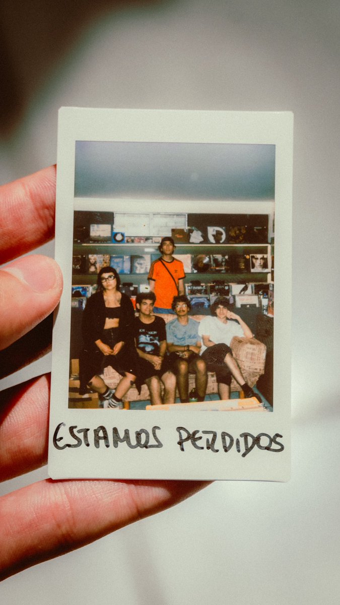 @Bee-Vinyl.com tweet media