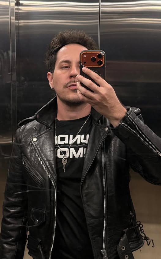 blackleather.jacket (@yamahar1boy) on Twitter photo 