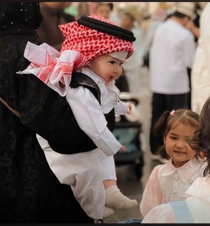 NishiTuli's tweet image. #EidVibes ♥️
Madina al Munwara