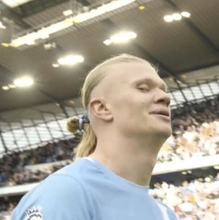 zinta_🇧🇼 tweet media