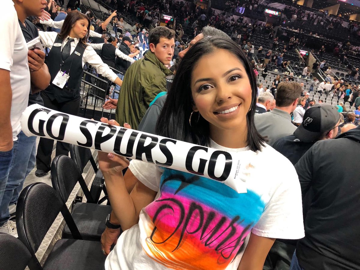 Mariah Medina tweet media