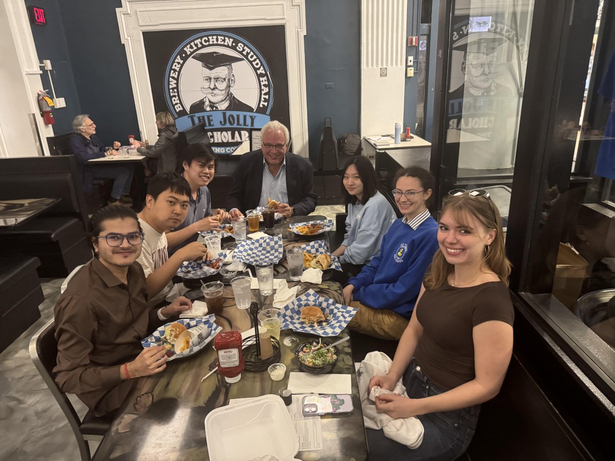 PhysicsCWRU's tweet photo. CWRU alumnus Dieter Moeller’s LAG visit was amazing! He drove from Cincinnati to meet the class and shared how he grew his company from $1M/15 people to $500M/900. His insights on networking, experiences, and his gap year really resonated, plus great post-talk discussions.

#CWRU https://t.co/qFEVHxfusz