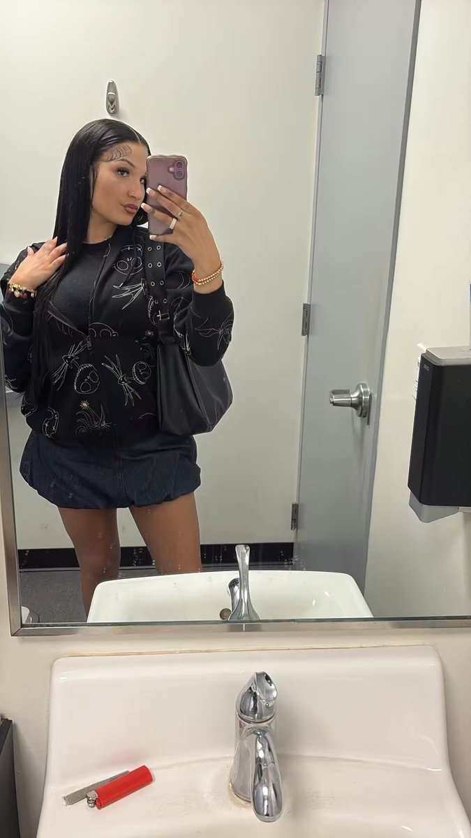 Gabriellethed0n's tweet photo. Come see about me🩶 https://t.co/uByShEVfEe