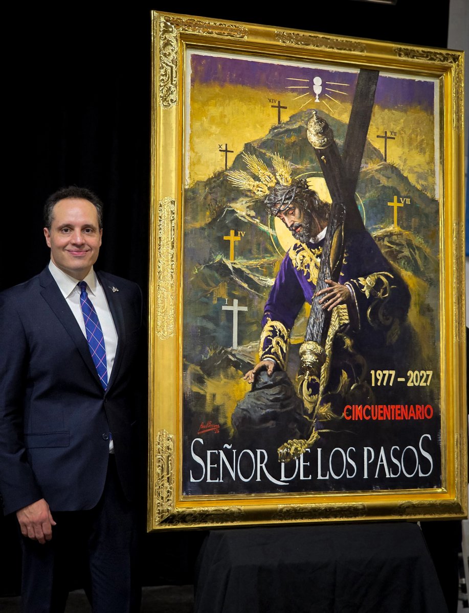 Raul_Berzosa's tweet image. Ayer, junto a mi nueva obra «Cincuentenario del Señor de los Pasos en el Monte Calvario».
Muchas gracias a mi hermandad @RociodeMalaga por su confianza en mí para representar esta importante efeméride.