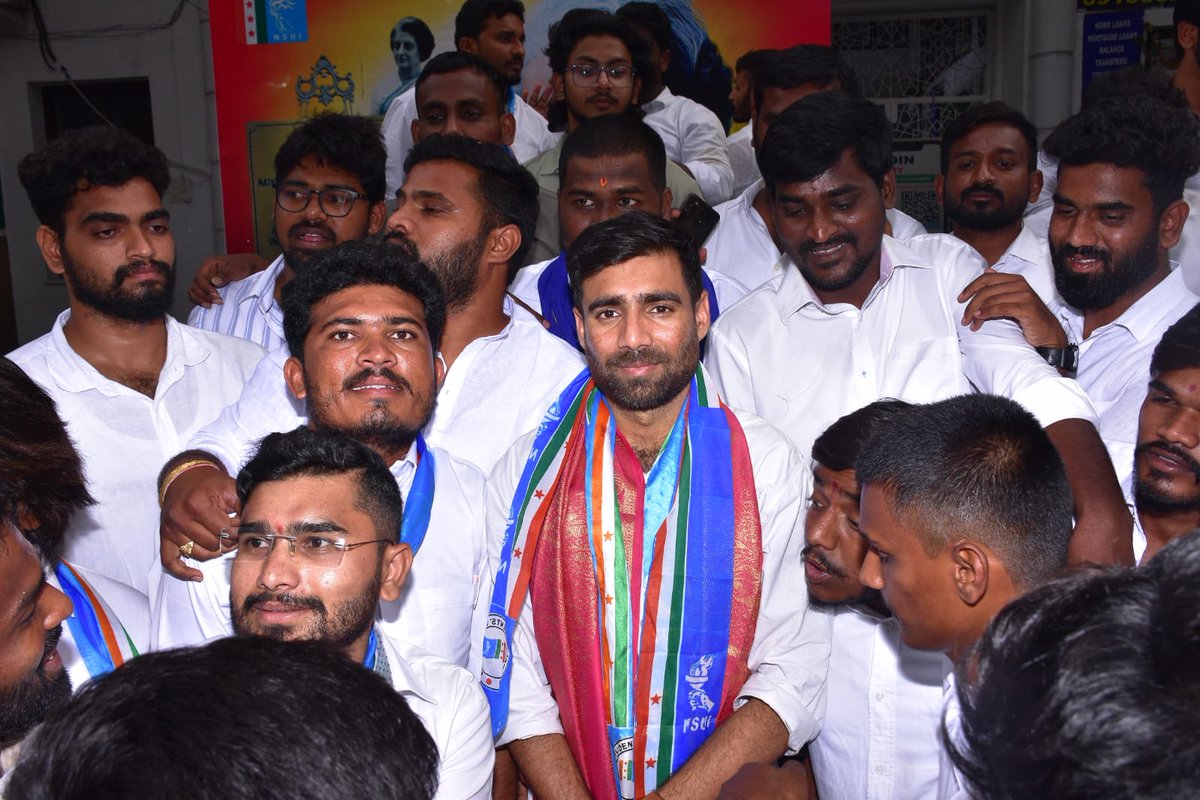 seva_ramavath's tweet photo. Met NSUI National President Vinod Jakhar ji At Gandhi Bhavan 
@VinodJakharIN 
@nsui_swamy 
@TSNSUI https://t.co/DusG5SqrQD