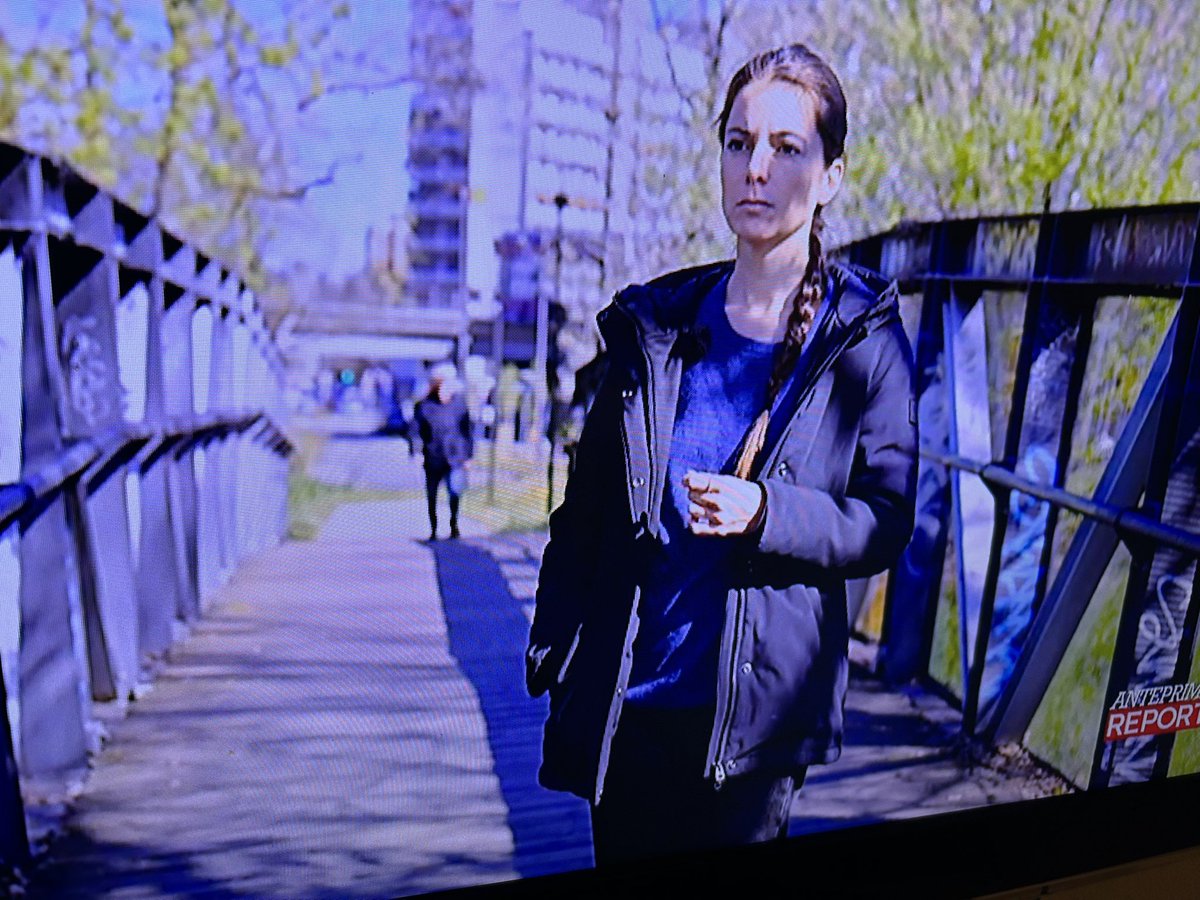 RobertoPorta7's tweet image. Giulia Innocenzi e’ una giornalista molto, molto coraggiosa. Va supportata e sostenuta perché le sue inchieste sono di interesse per tutti noi. C’è ne fossero di giornalisti comd lei. #Report