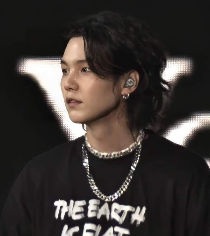 Arusha🥢 tweet media