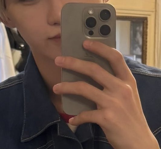 지훈😝 tweet media