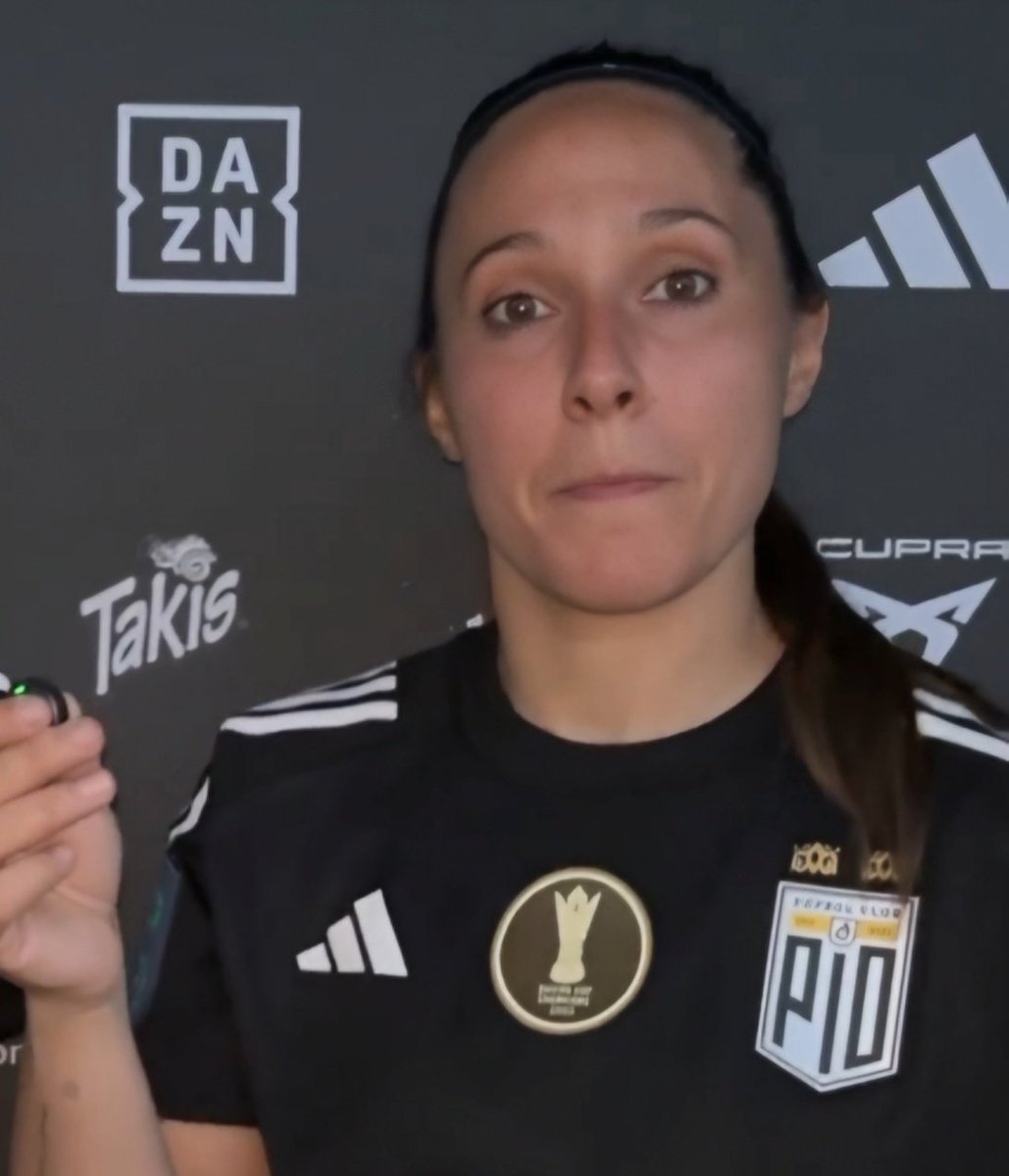 ¿Será que Mapi no tiene algunos amigos futbolistas que secuestren a PIO Masculino♿  y lo haga campeón (o mínimo que los hagan correr)? 🥲
😭😭