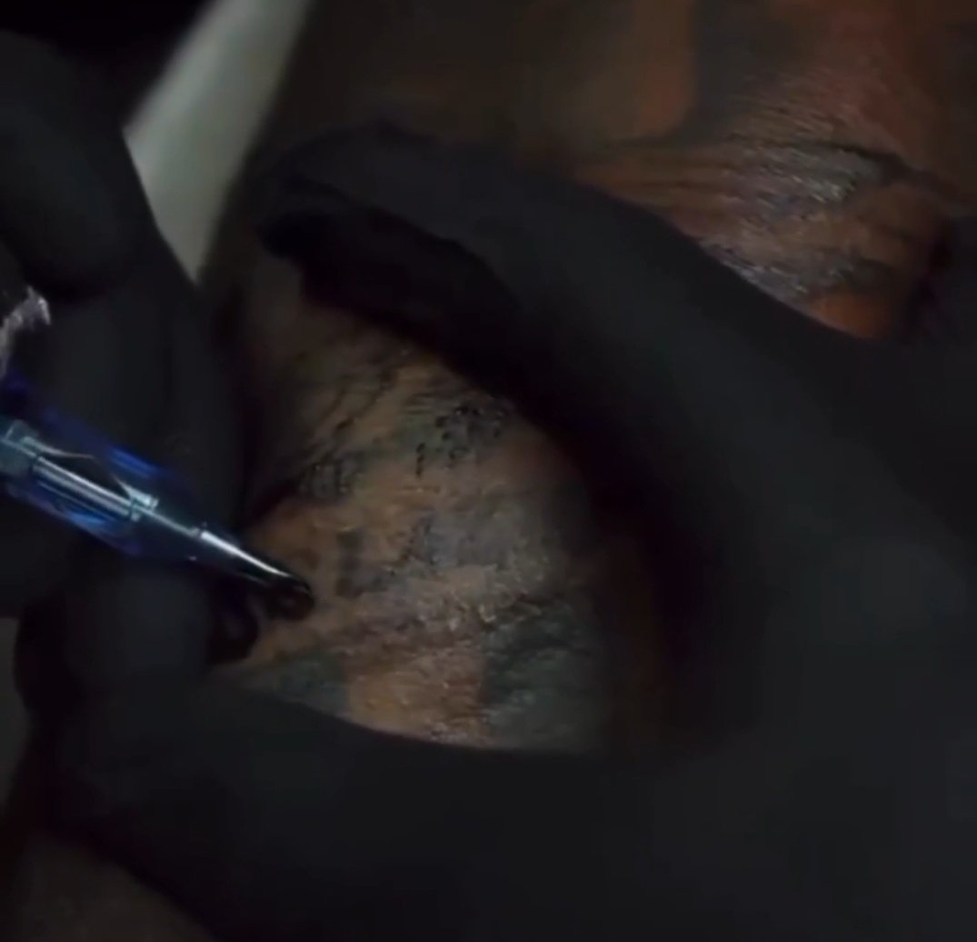 Alex_Piace tweet media