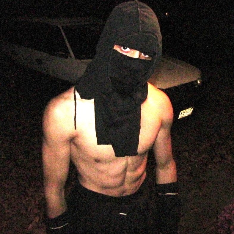 MexiNinjaBoi's tweet image. # 20 - Me at my Twink Ninja Stage at 21 on Halloween at at a late hour. #ninja #twink #muscle #martialarts  #ninjagarments