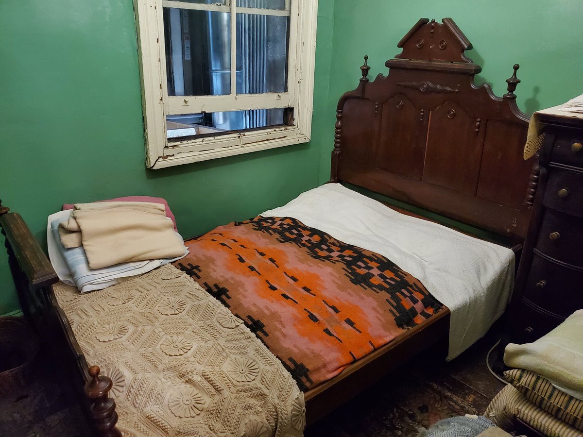 Mr. Cool tweet media