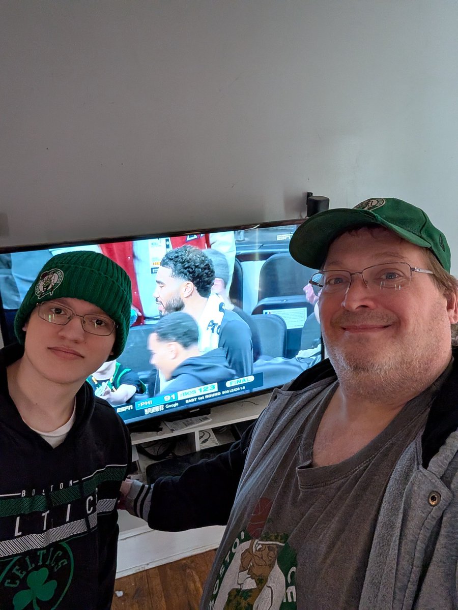 DustinCzarny's tweet image. Well...you got @celtics.  Great way to get this playoff run going.  

#CelticPride #allweneedis16wins #banner19 #1down15togo #yougotboston