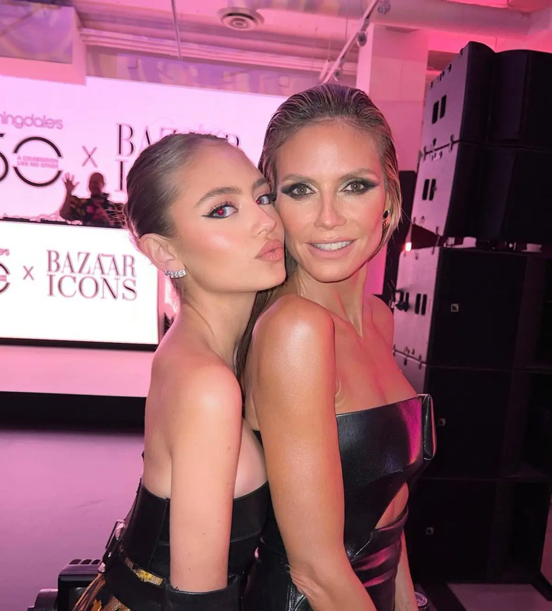 Madre y Hija tweet media