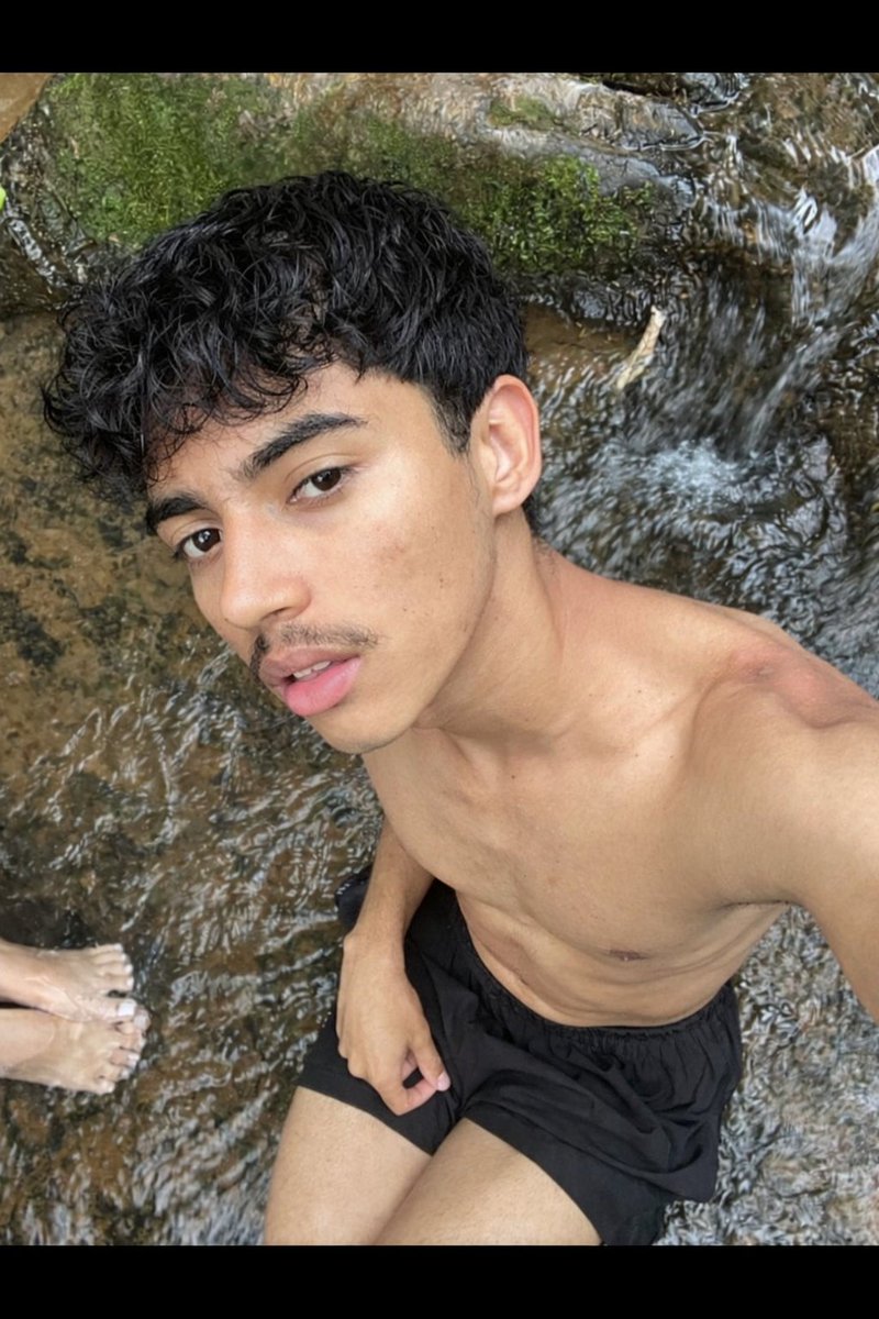 Silvinho 🌸 tweet media