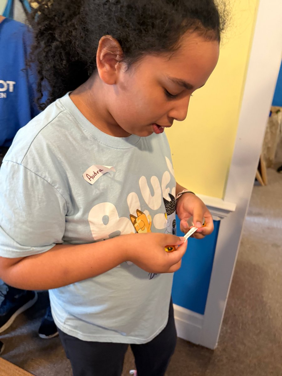 Rain couldn’t stop our Spring “Egg-venture” at Camelot! 🌧️ We painted, crafted baby chicks, and enjoyed a lively egg hunt. New friendships blossomed and memories were made—rain or shine! Thank you for bringing the magic of spring to life with us. 🐣💛 #SpringAtCamelot