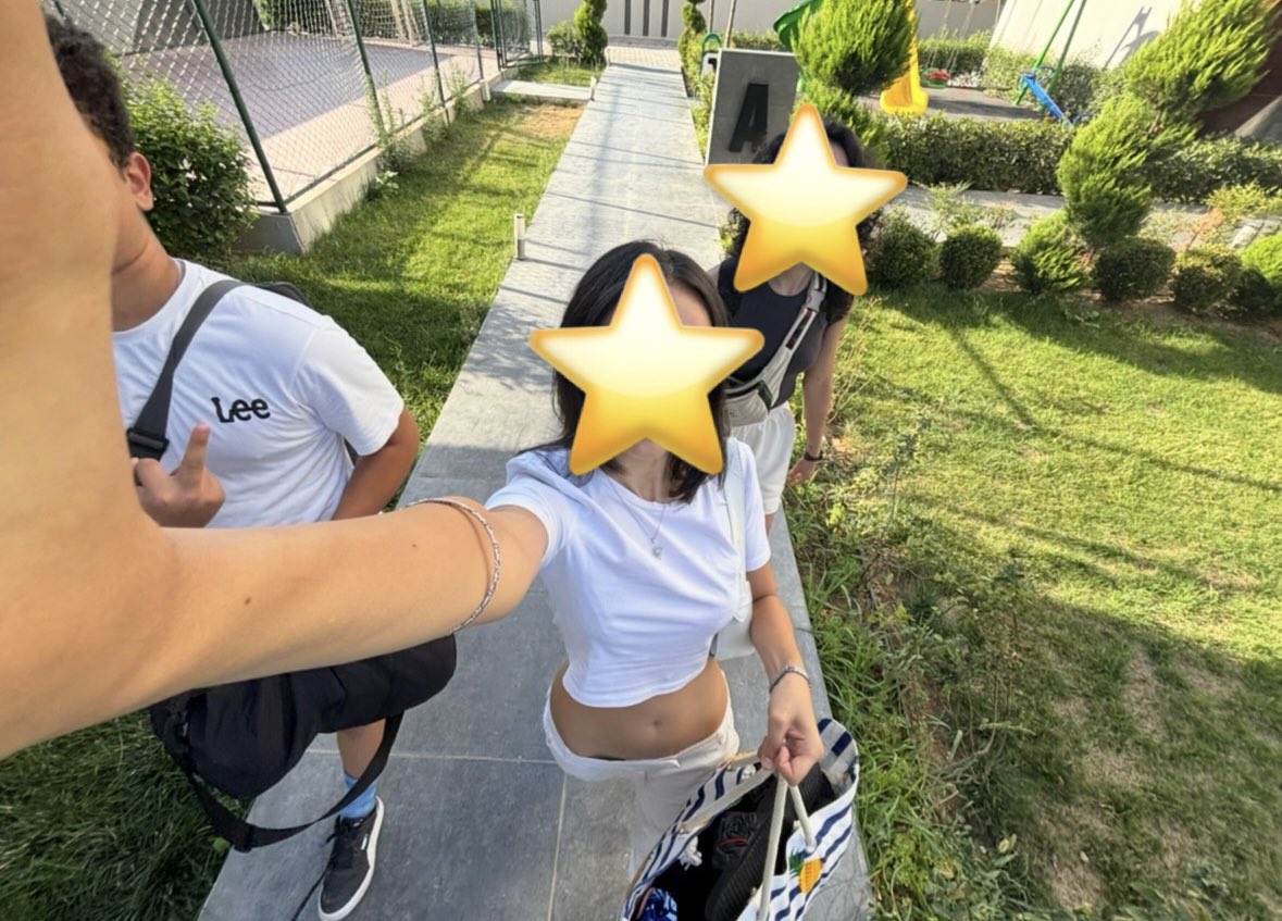 gidik kız tweet media