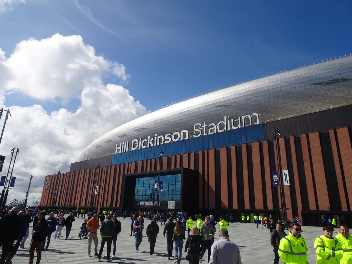 FRMartijn's tweet photo. Everton FC - Liverpool FC 1-2. #Everton #Liverpool #EFC #LFC #Merseyside #Derby #Groundhopping https://t.co/eO6G75PUX5