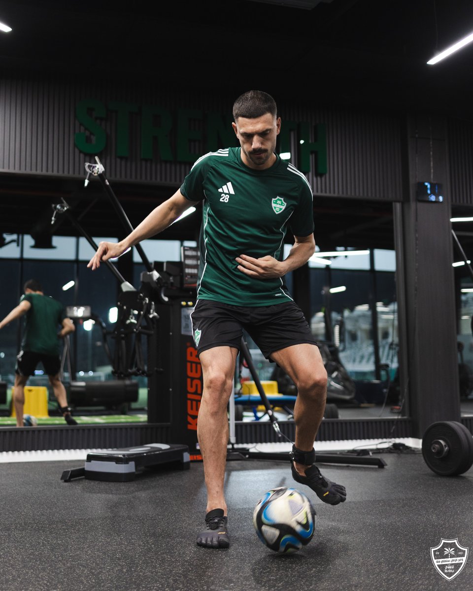 النادي الأهلي السعودي tweet media